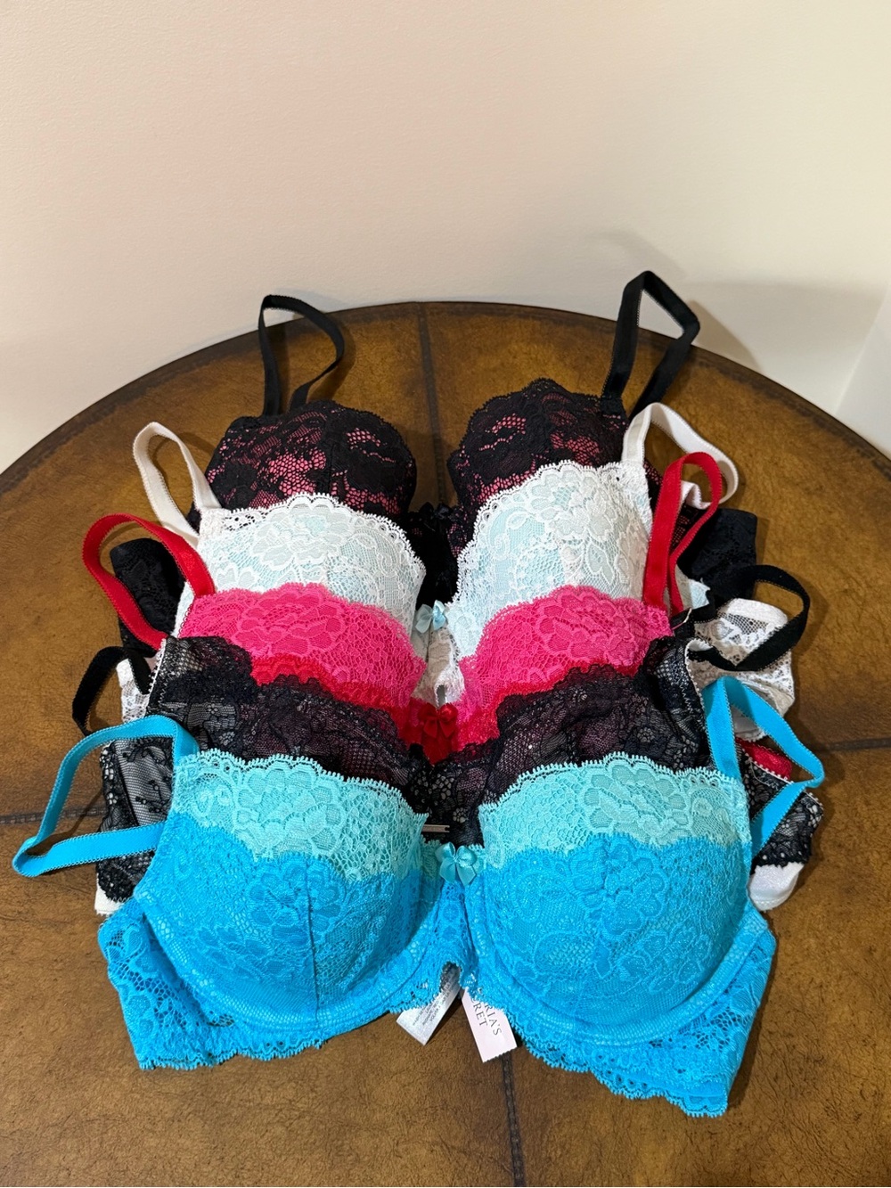 NEW VICTORIA SECRET DREAM ANGELS LINED DEMI BRA SIZE 34B IN WHITE AND BLUE - Picture 14 of 14